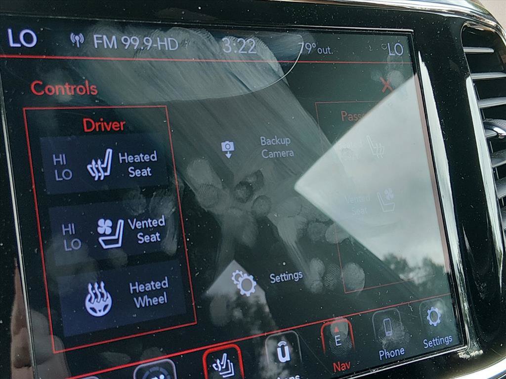 Used 2020 Jeep Grand Cherokee Overland AWD/4WD image 21
