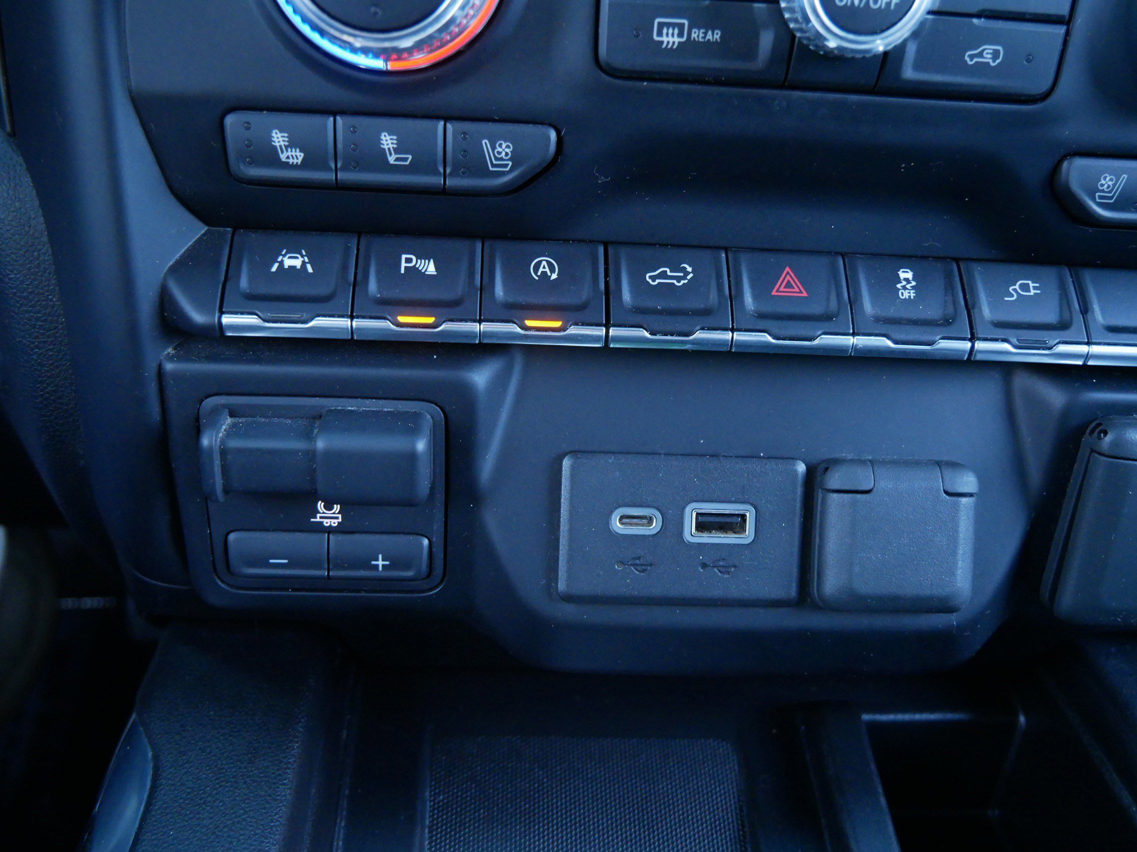 Used 2019 GMC Sierra 1500 AT4 image 32