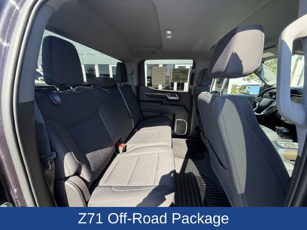 Used 2022 Chevrolet Silverado 1500 RST w/ Z71 Off-Road Package AWD/4WD image 19