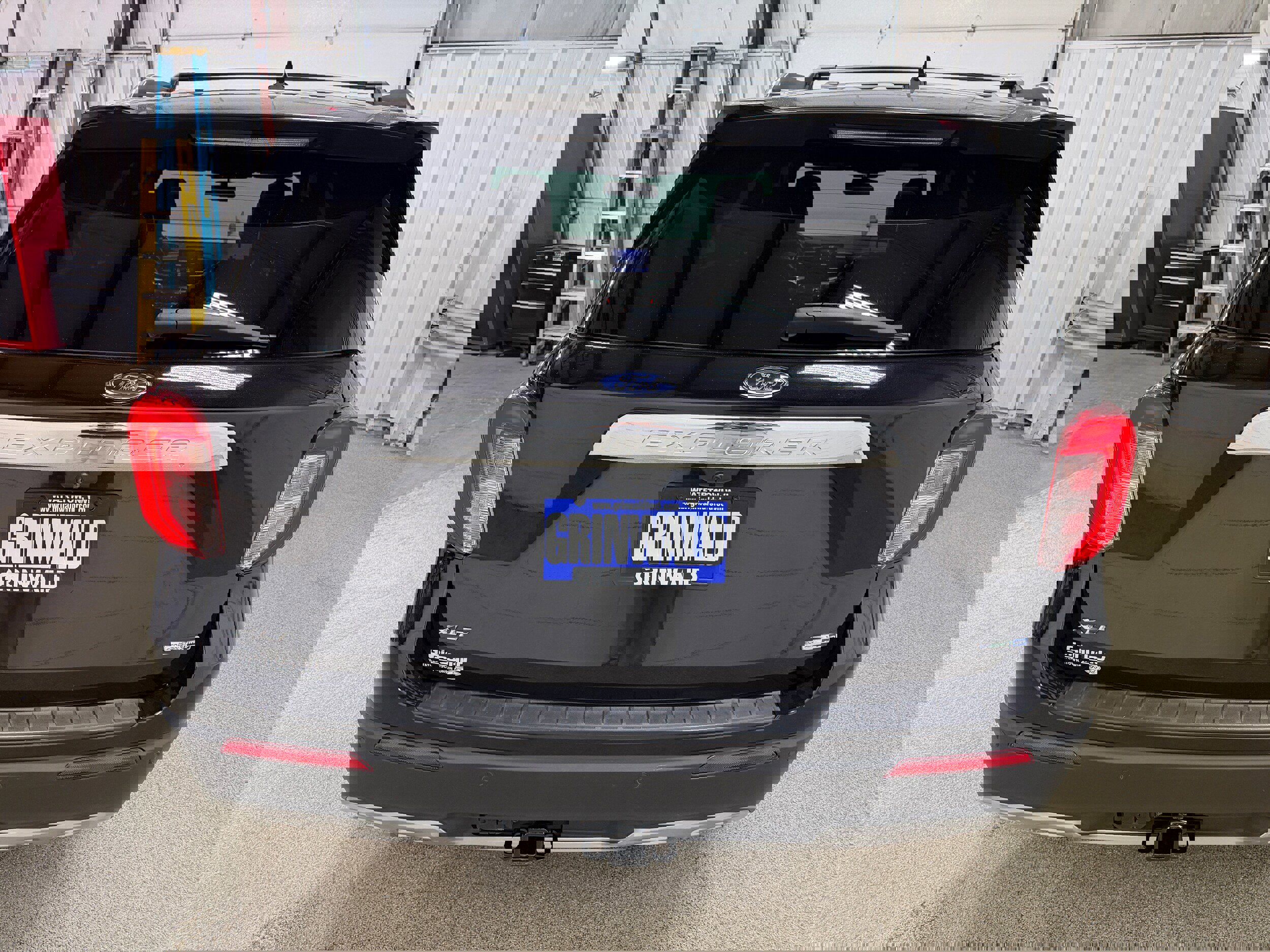 Certified 2020 Ford Explorer XLT w/ Equipment Group 202A image 5