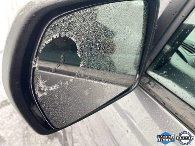 Certified 2023 Ford Edge SE w/ Black Appearance Package image 12