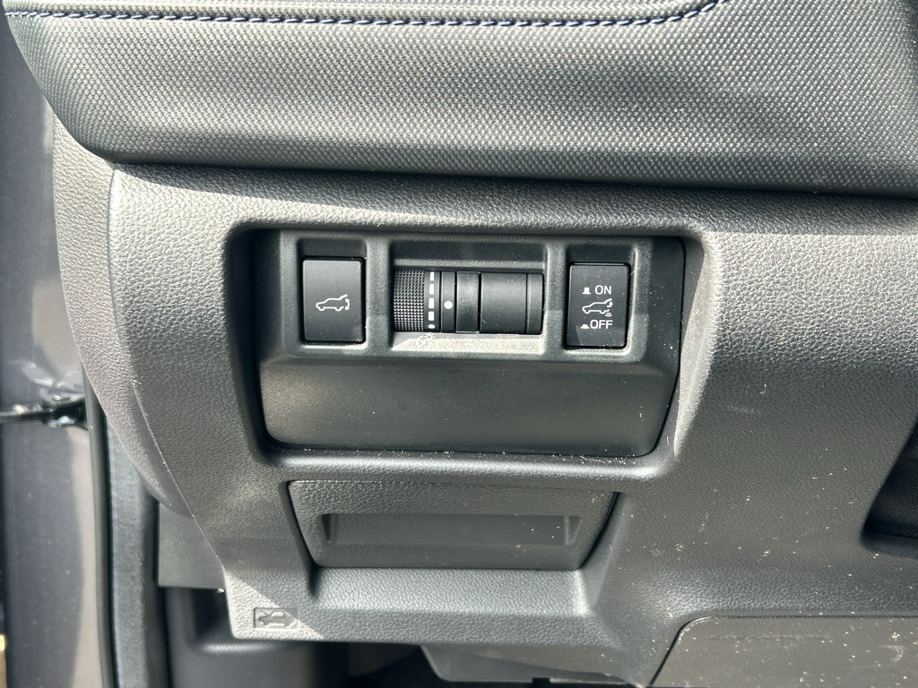 Used 2026 Subaru Forester Premium AWD/4WD image 17