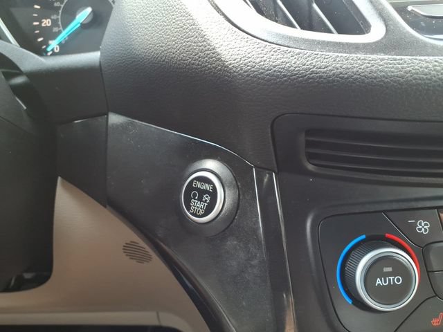 Certified 2018 Ford Escape Titanium FWD image 21