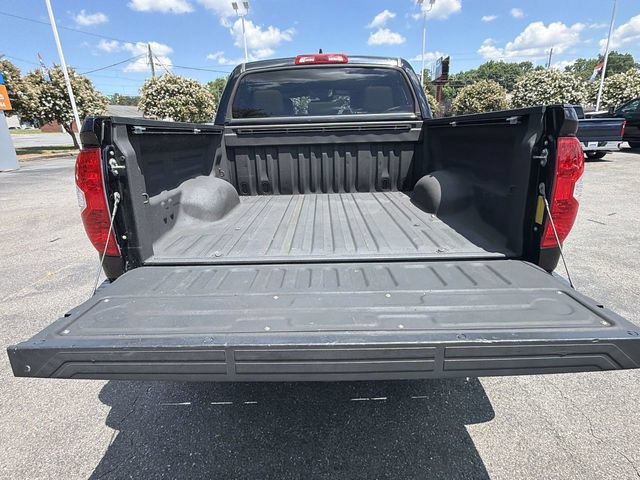 Used 2020 Toyota Tundra SR5 w/ SR5 Upgrade Package AWD/4WD image 24