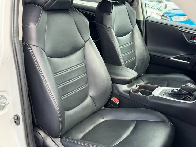 Used 2020 Toyota RAV4 Limited w/ All Weather Liner Package AWD/4WD image 36