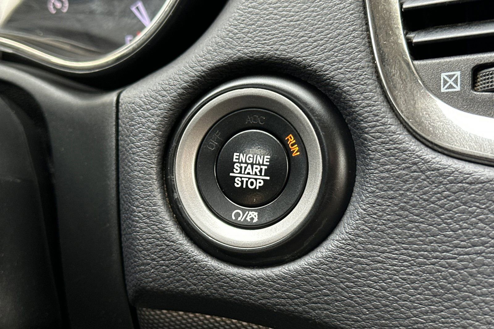 Used 2020 Dodge Durango GT AWD/4WD image 22