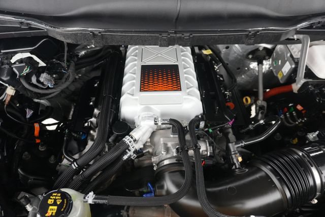 Certified 2025 Ford F150 Raptor w/ Equipment Group 803A Raptor R AWD/4WD image 37