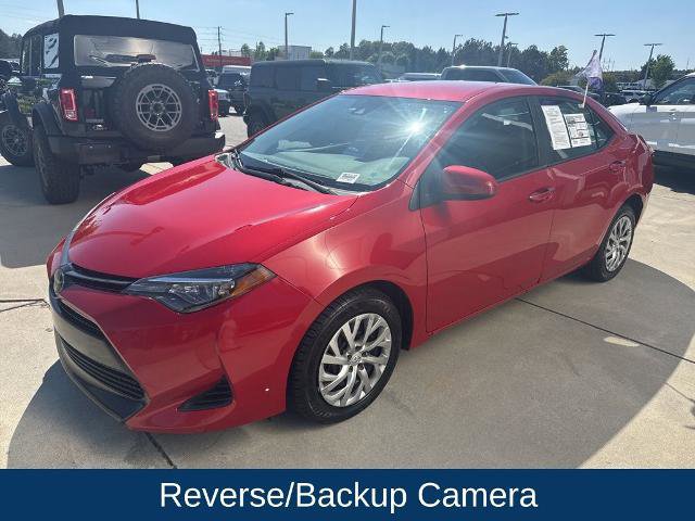 Used 2019 Toyota Corolla LE image 3