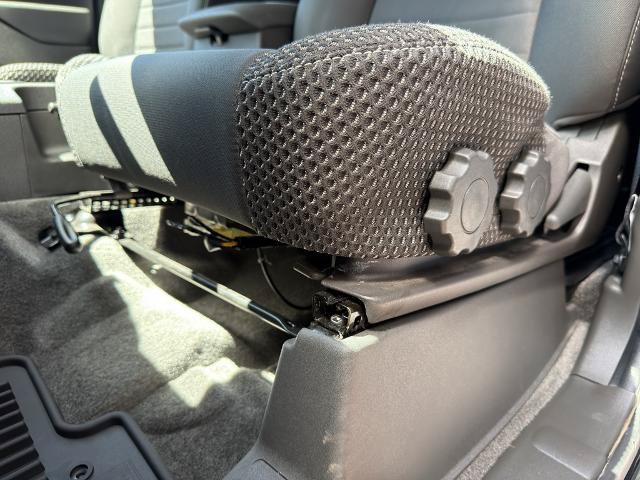 Used 2018 Nissan Frontier PRO-4X AWD/4WD image 16