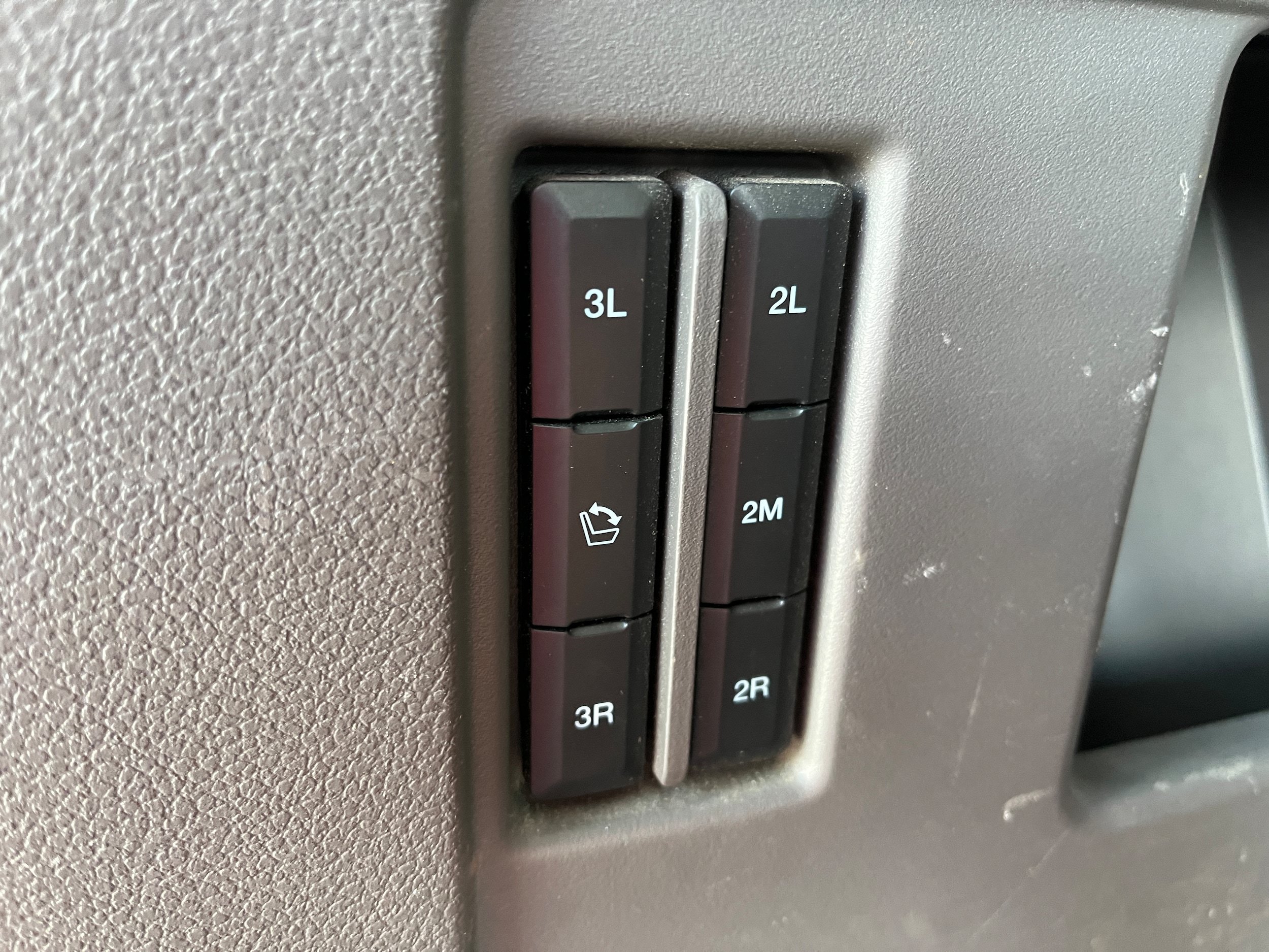 Certified 2019 Ford Expedition Limited w/ Equipment Group 301A AWD/4WD image 14