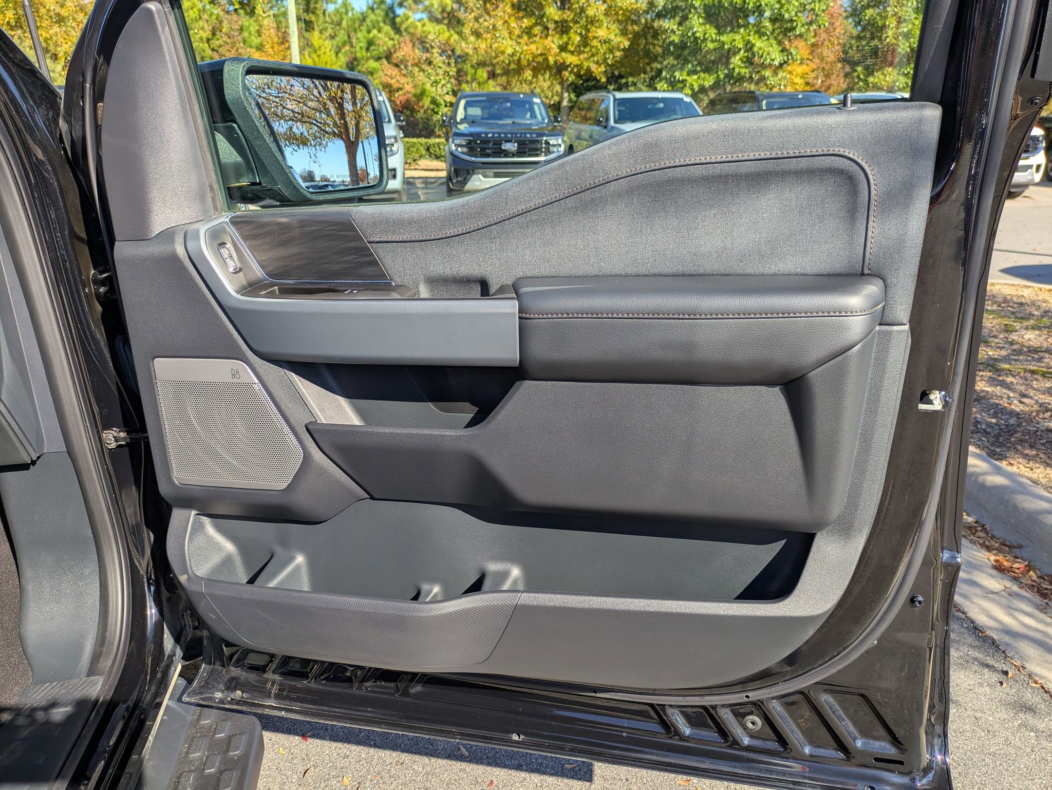 Certified 2024 Ford F150 Lightning Lariat image 46