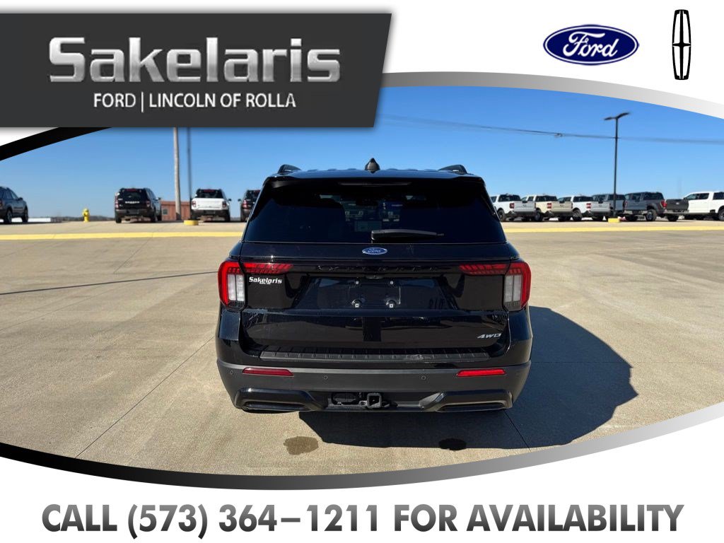 Certified 2025 Ford Explorer ST-Line AWD/4WD image 4
