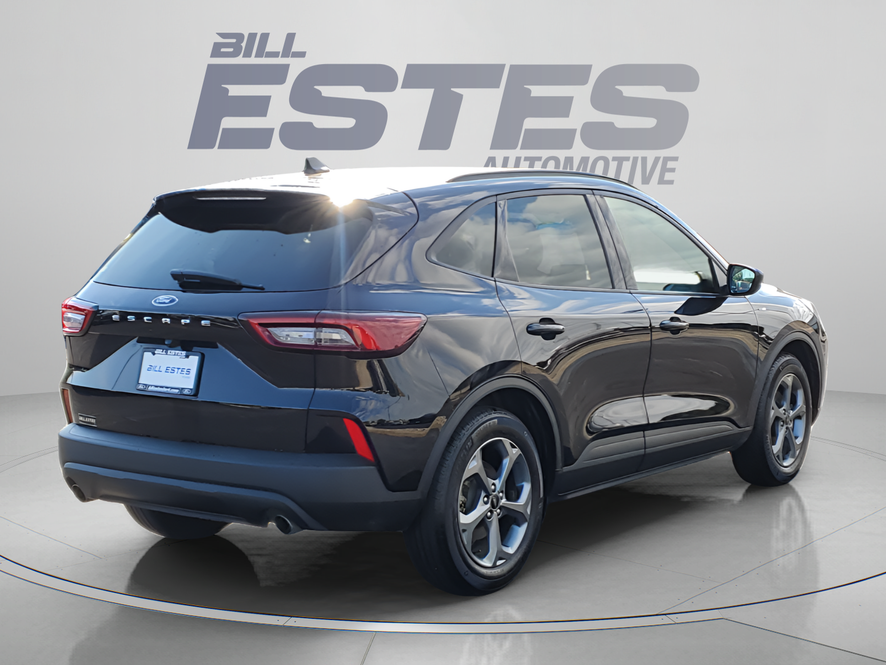 Certified 2025 Ford Escape ST-Line FWD image 4