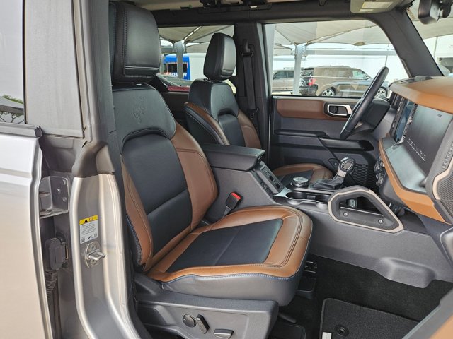 Certified 2024 Ford Bronco Outer Banks w/ Sasquatch Package AWD/4WD image 21
