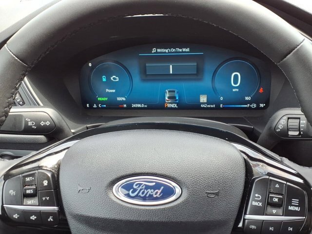 Certified 2023 Ford Escape Platinum w/ Premium Technology Package AWD/4WD image 13
