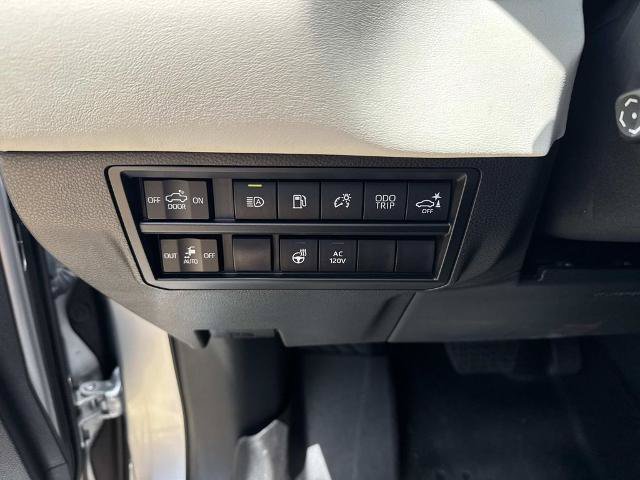Used 2023 Toyota Tundra Capstone AWD/4WD image 27