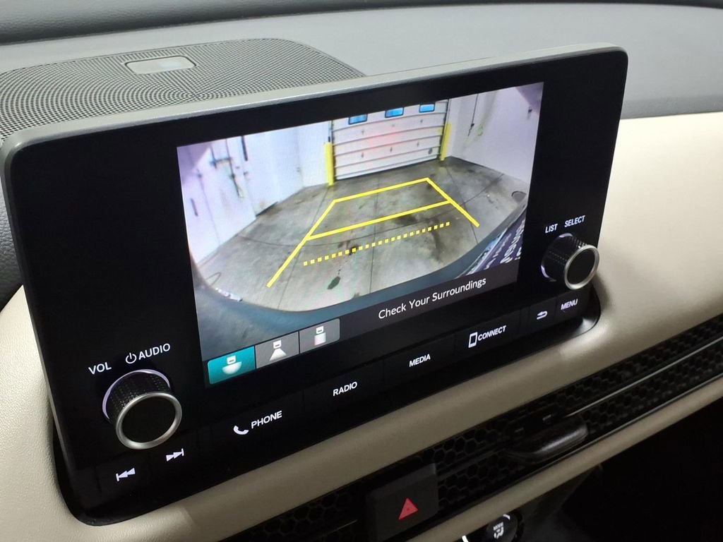 Used 2024 Honda HR-V LX image 8