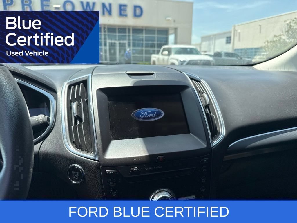 Certified 2019 Ford Edge Titanium w/ Equipment Group 301A FWD image 10