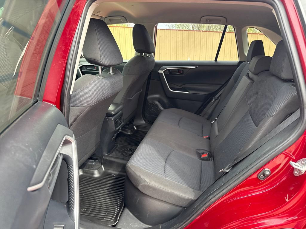Used 2024 Toyota RAV4 LE image 18