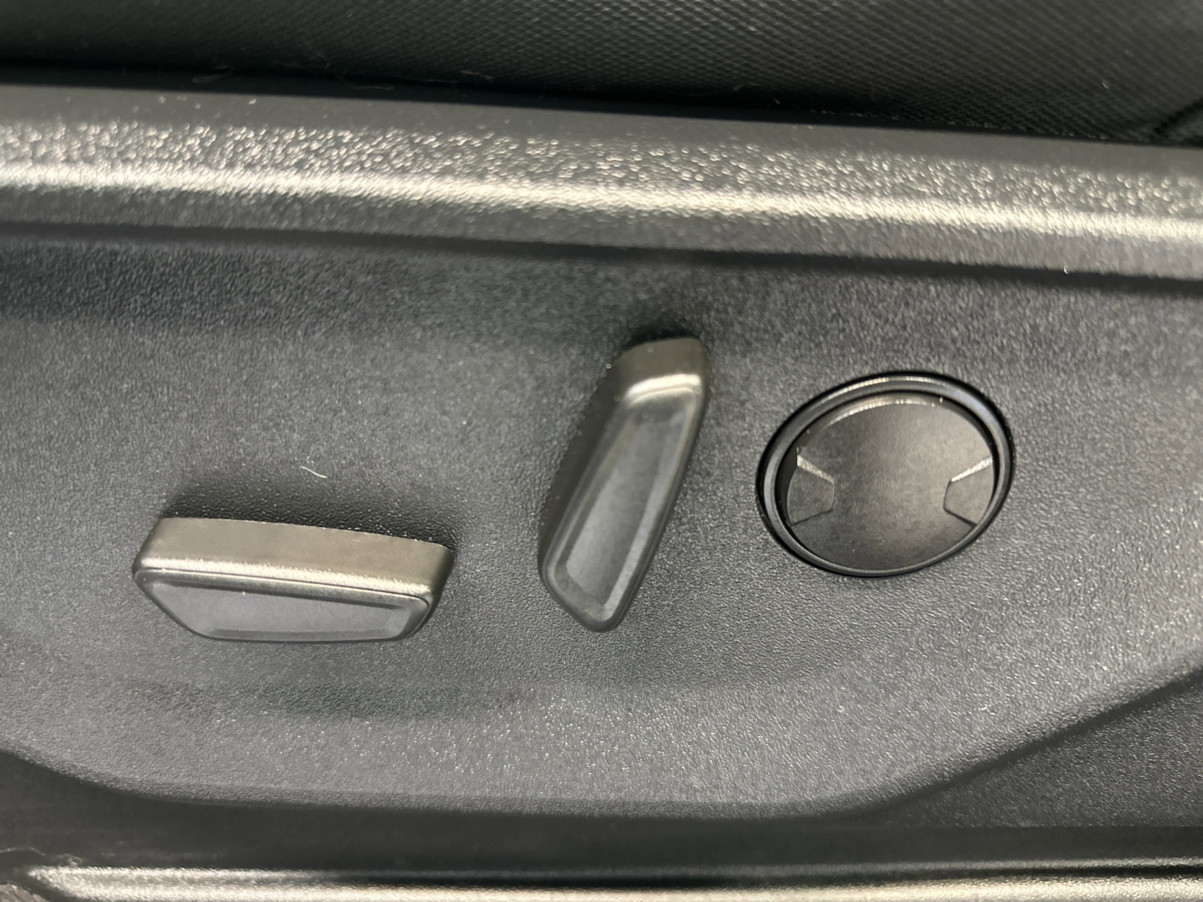 Certified 2023 Ford F150 XLT w/ Equipment Group 302A High image 25