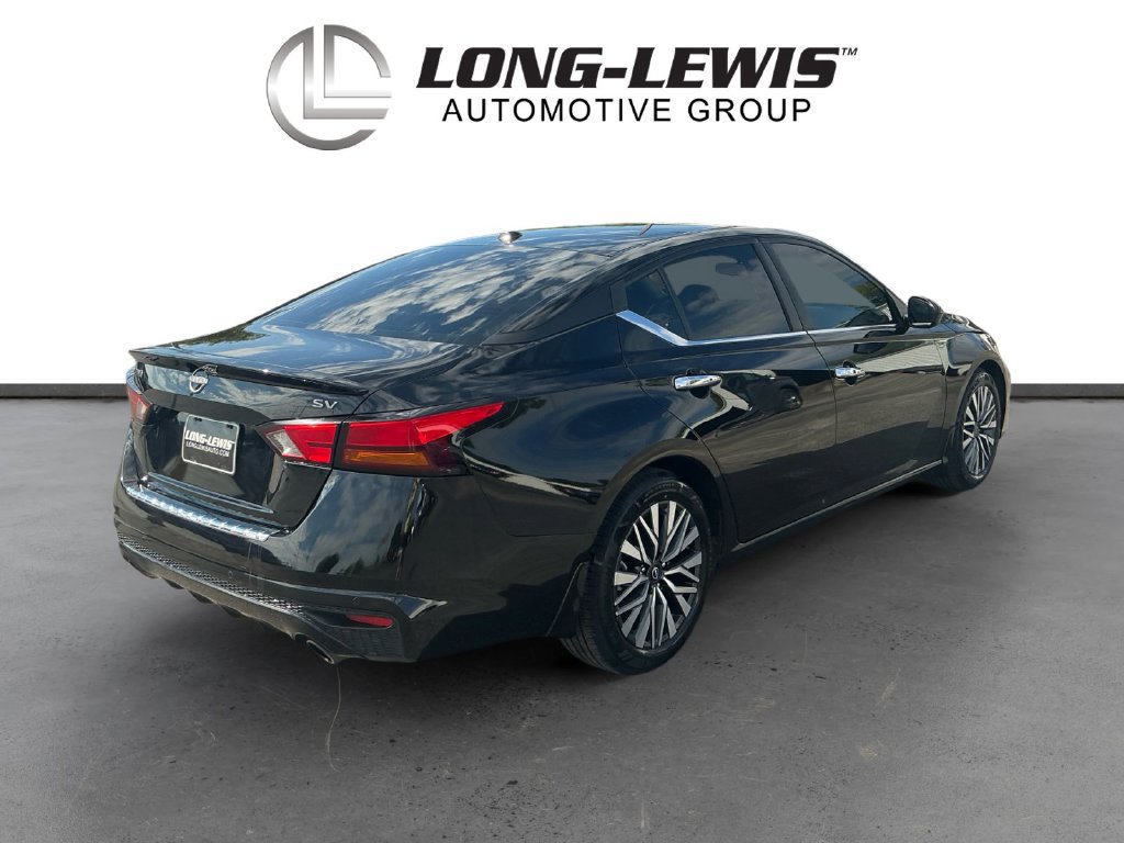 Used 2023 Nissan Altima 2.5 SV FWD image 7