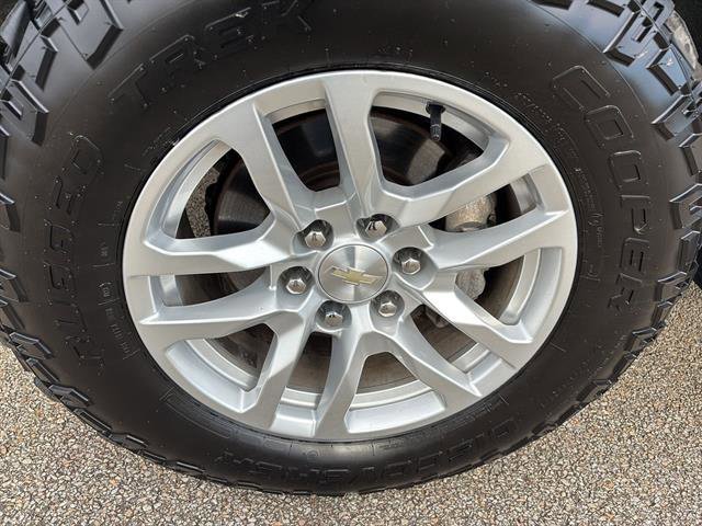 Used 2019 Chevrolet Silverado 1500 LT w/ All-Star Edition image 9