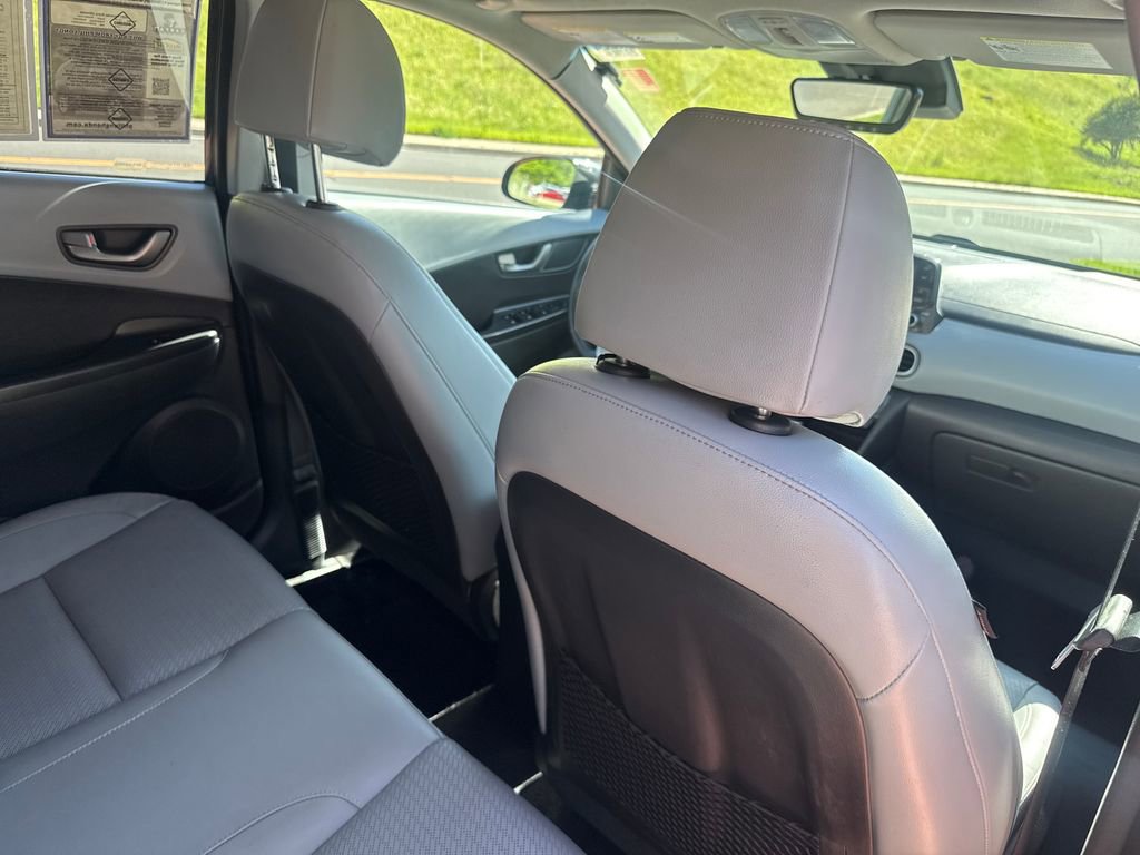 Used 2021 Hyundai Kona Ultimate AWD/4WD image 28