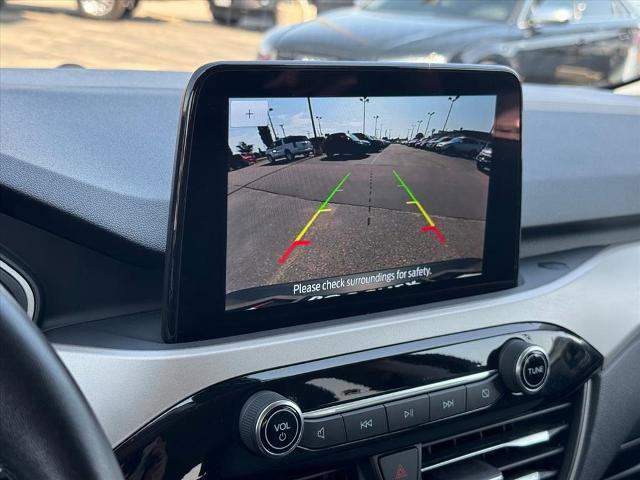 Certified 2022 Ford Escape SE w/ Cold Weather Package image 20