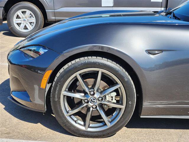 Used 2017 MAZDA MX-5 Miata RF Grand Touring RWD image 8