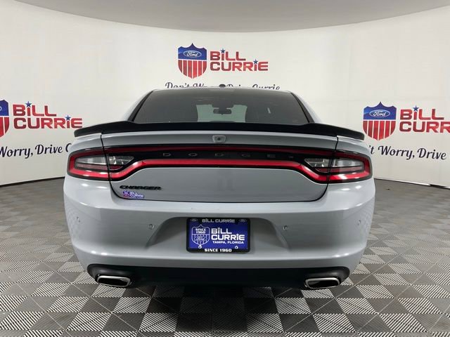 Used 2021 Dodge Charger SXT w/ Blacktop Package image 4