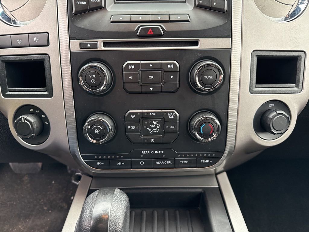 Certified 2017 Ford Expedition XLT image 16