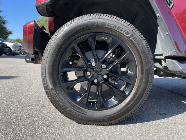 Used 2021 Jeep Wrangler Unlimited Sahara AWD/4WD image 9