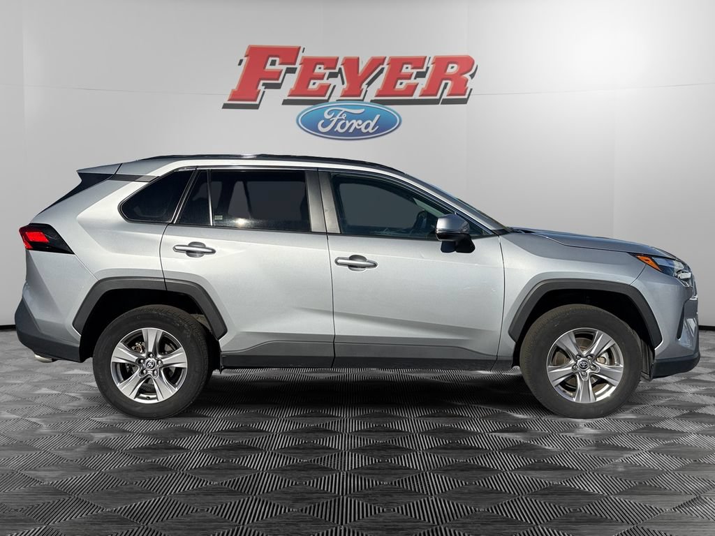 Used 2023 Toyota RAV4 XLE AWD/4WD image 6