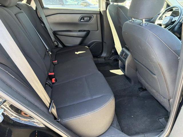 Used 2024 Nissan Rogue S FWD image 21