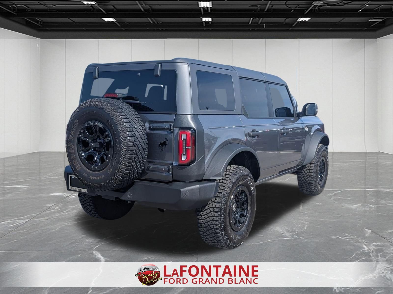 Certified 2024 Ford Bronco Wildtrak AWD/4WD image 5