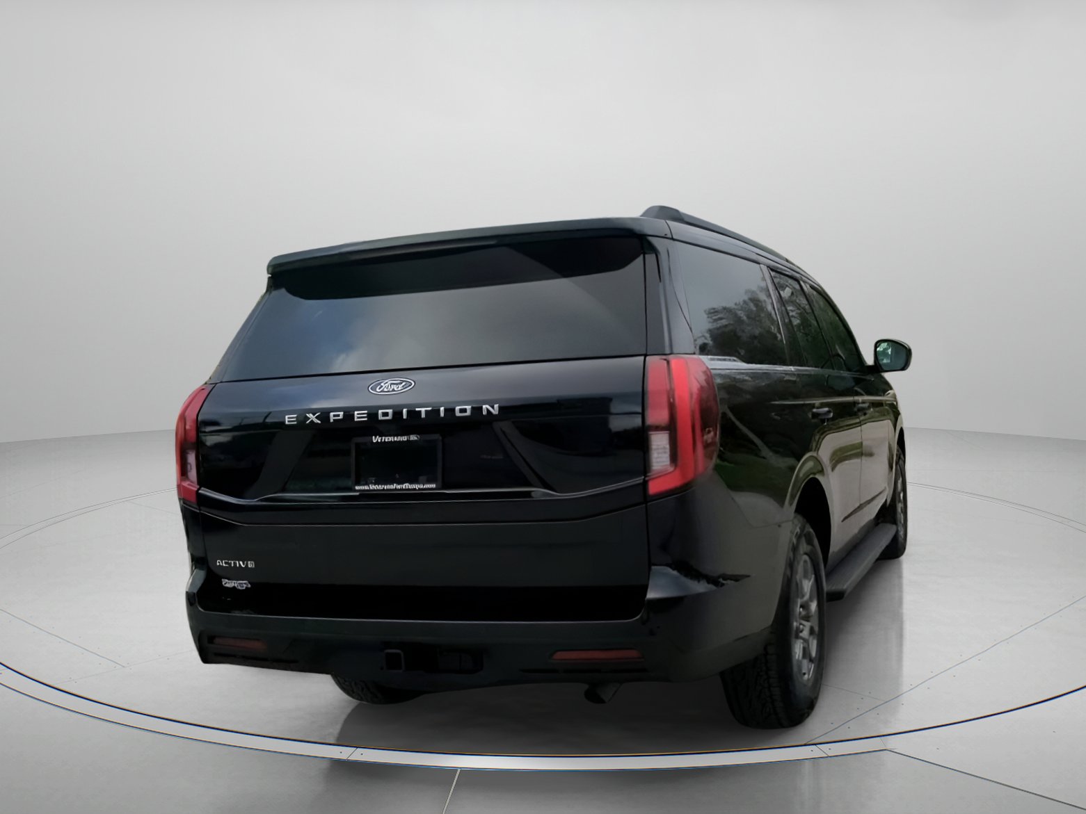 Certified 2025 Ford Expedition Active image 25