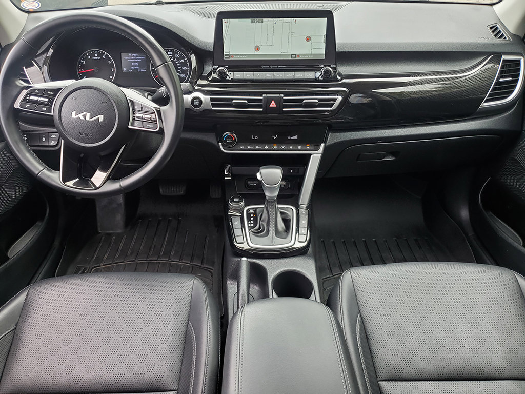 Used 2022 Kia Seltos EX AWD/4WD image 15