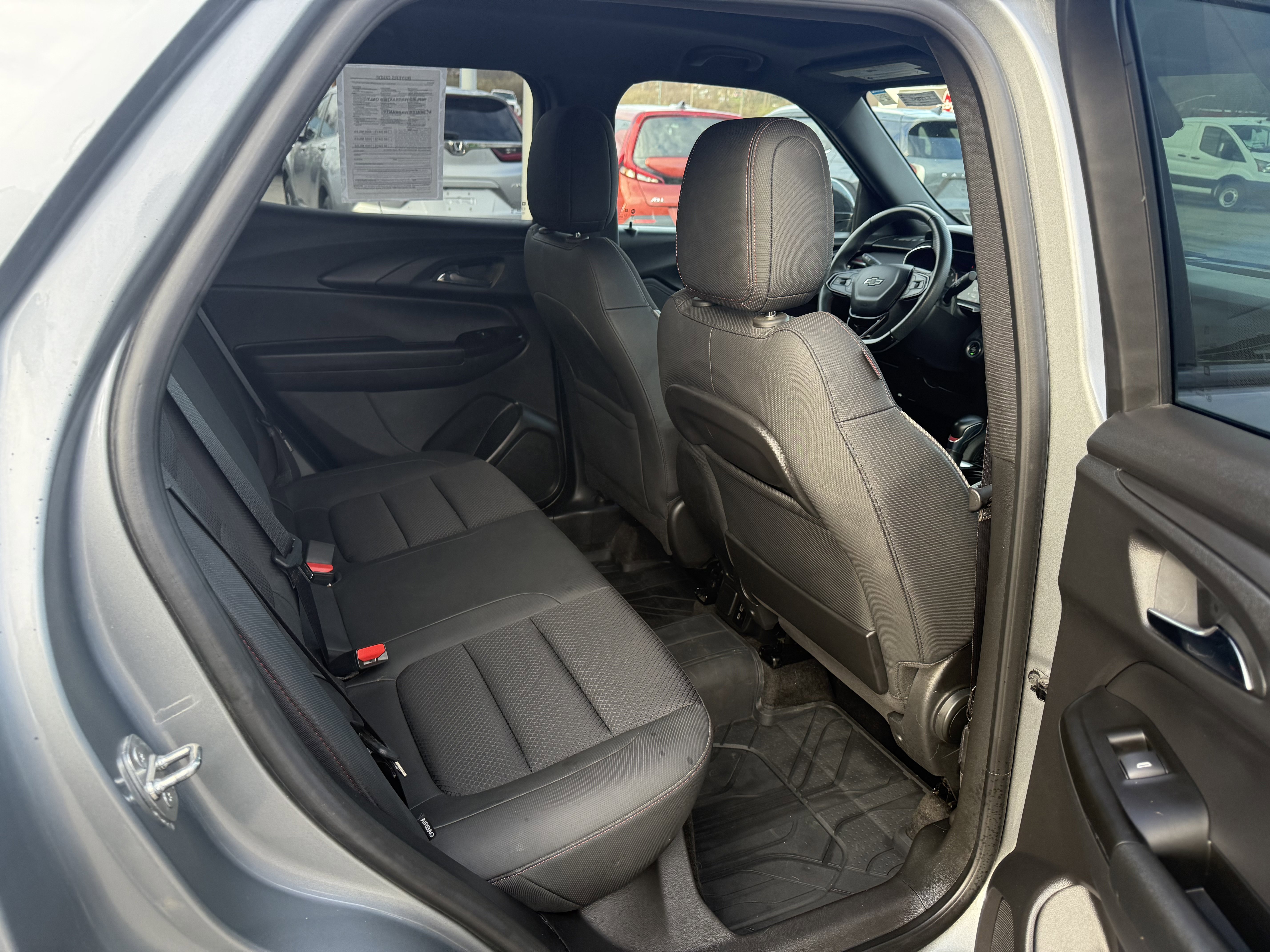Used 2023 Chevrolet TrailBlazer RS w/ Sun and Liftgate Package image 10