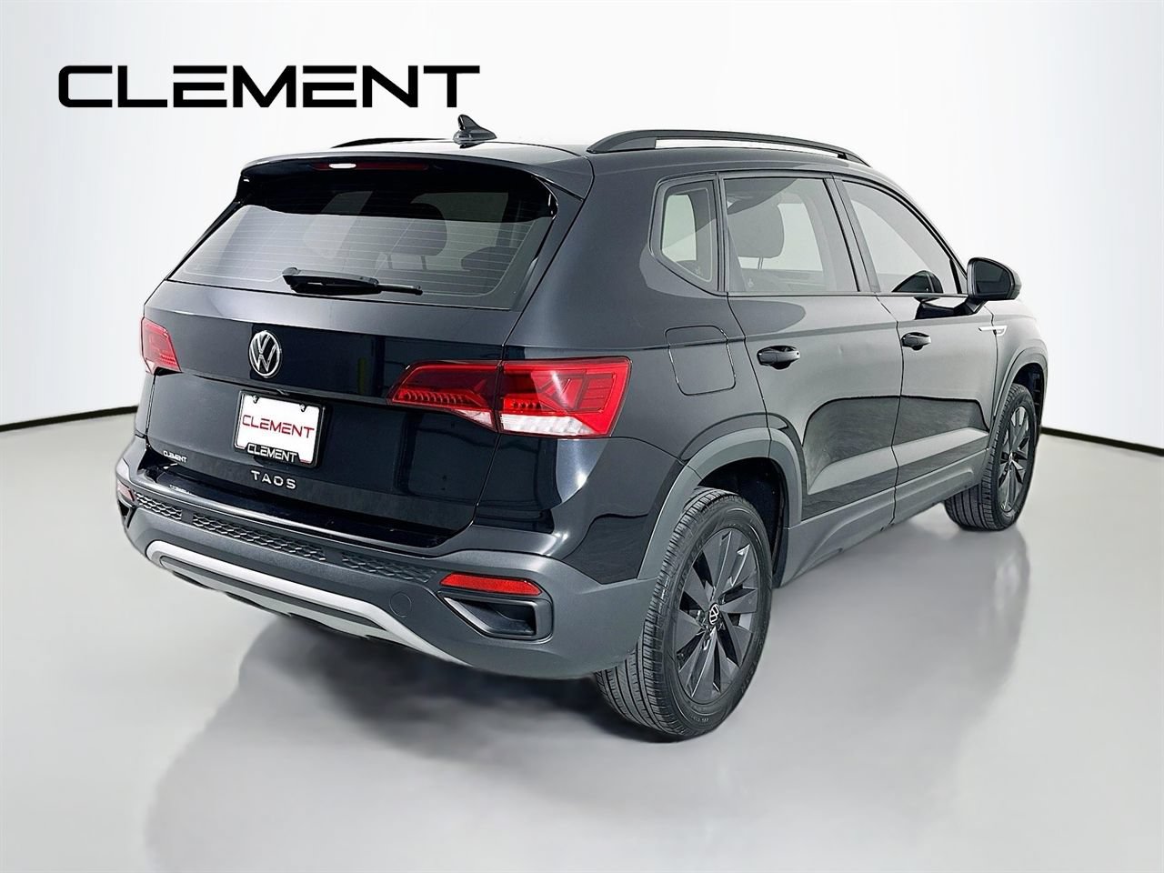 Used 2024 Volkswagen Taos S FWD image 5