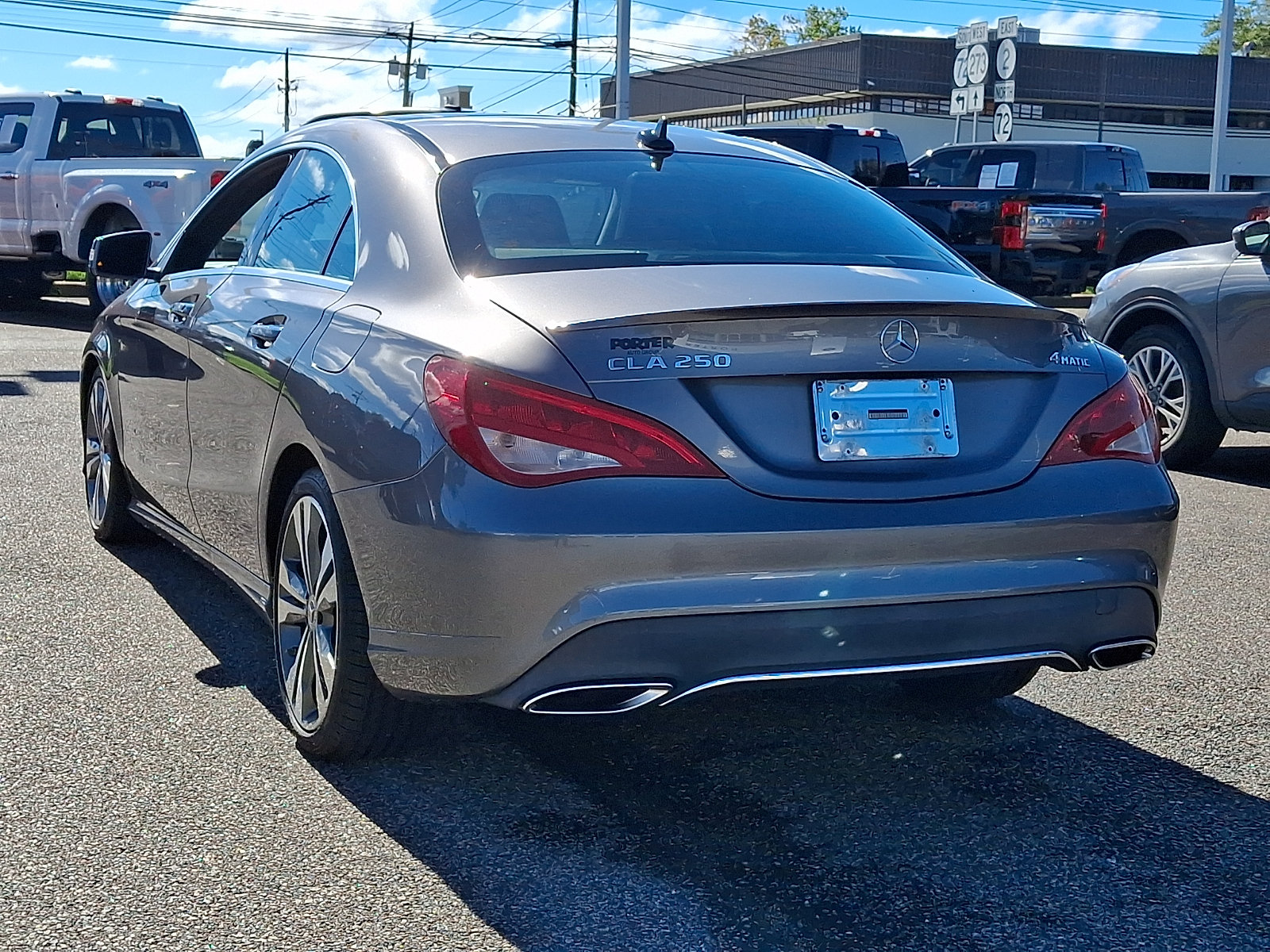 Used 2018 Mercedes-Benz CLA 250 4MATIC image 8