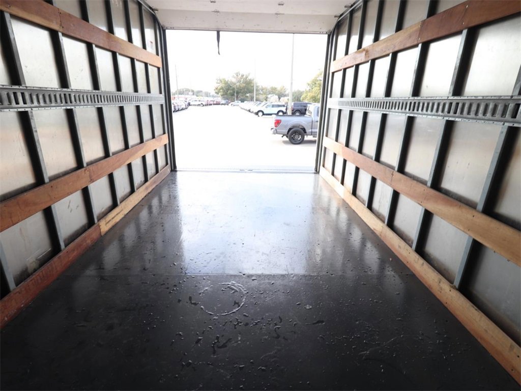 Certified 2022 Ford E-350 and Econoline 350 Super Duty w/ Power Windows & Locks Group image 12