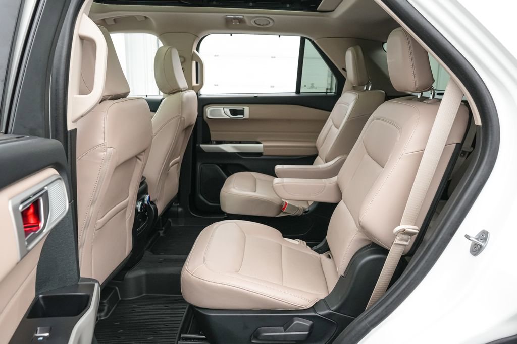 Certified 2023 Ford Explorer Limited w/ Limited Technology Package AWD/4WD image 20