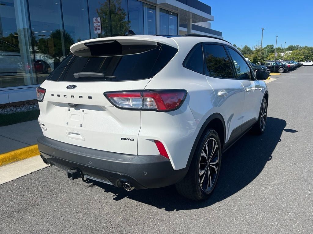 Certified 2022 Ford Escape SEL w/ SEL Stealth AWD Package image 9