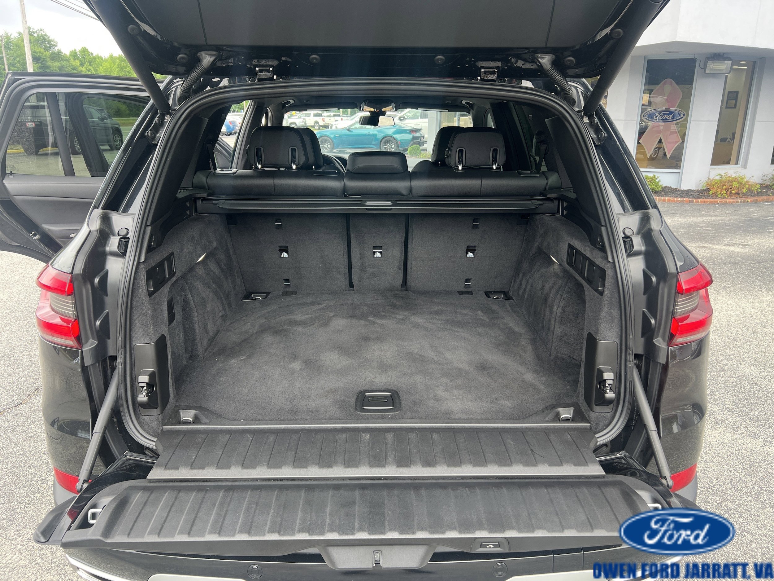 Used 2019 BMW X5 xDrive40i w/ Convenience Package AWD/4WD image 12