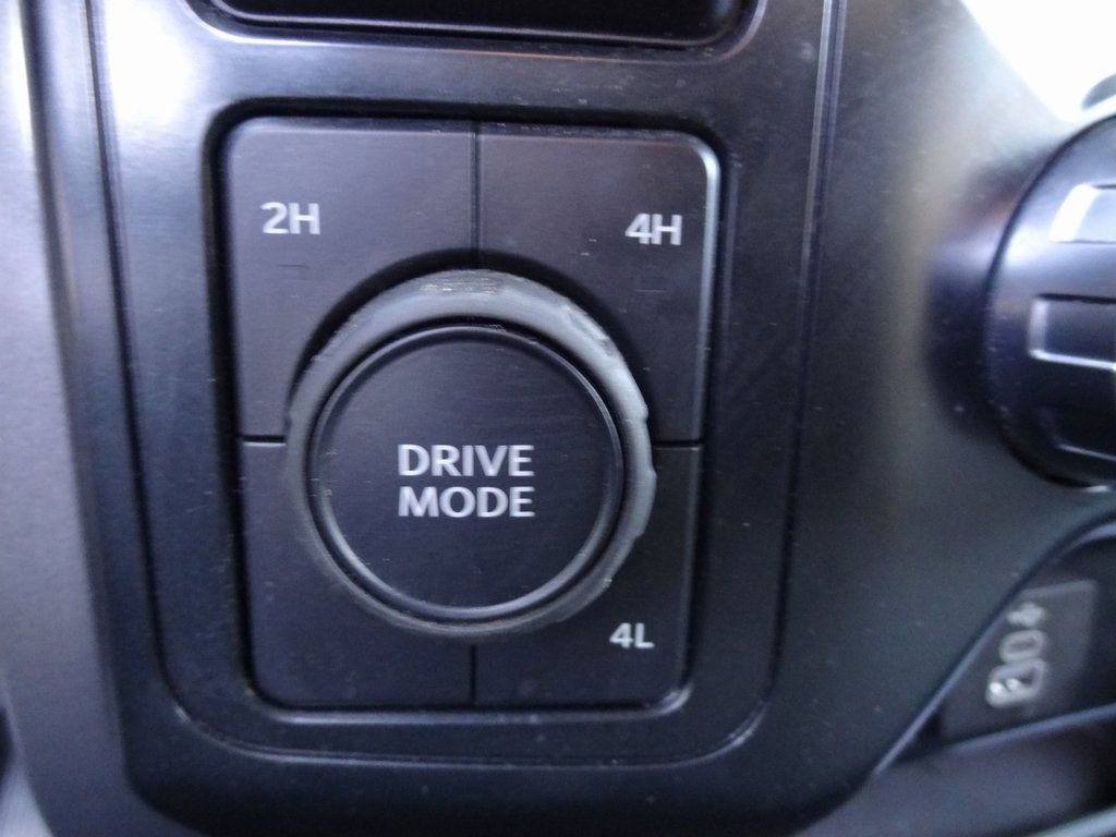 Certified 2025 Ford F150 XLT w/ Equipment Group 301A Standard image 15