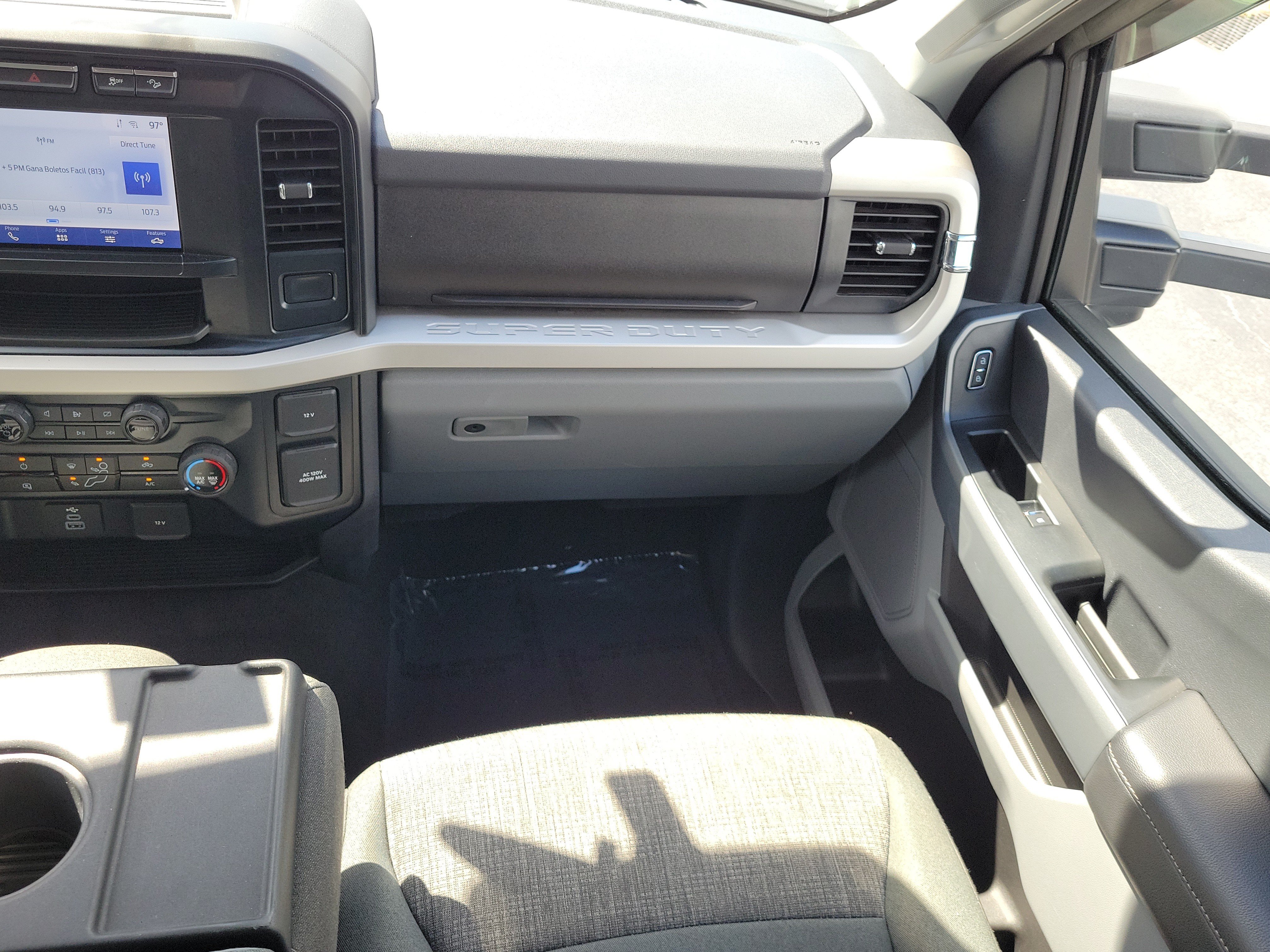 Certified 2024 Ford F250 XLT w/ 360-Degree Camera Package AWD/4WD image 15