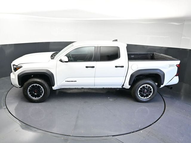 Used 2024 Toyota Tacoma TRD Off-Road AWD/4WD image 29