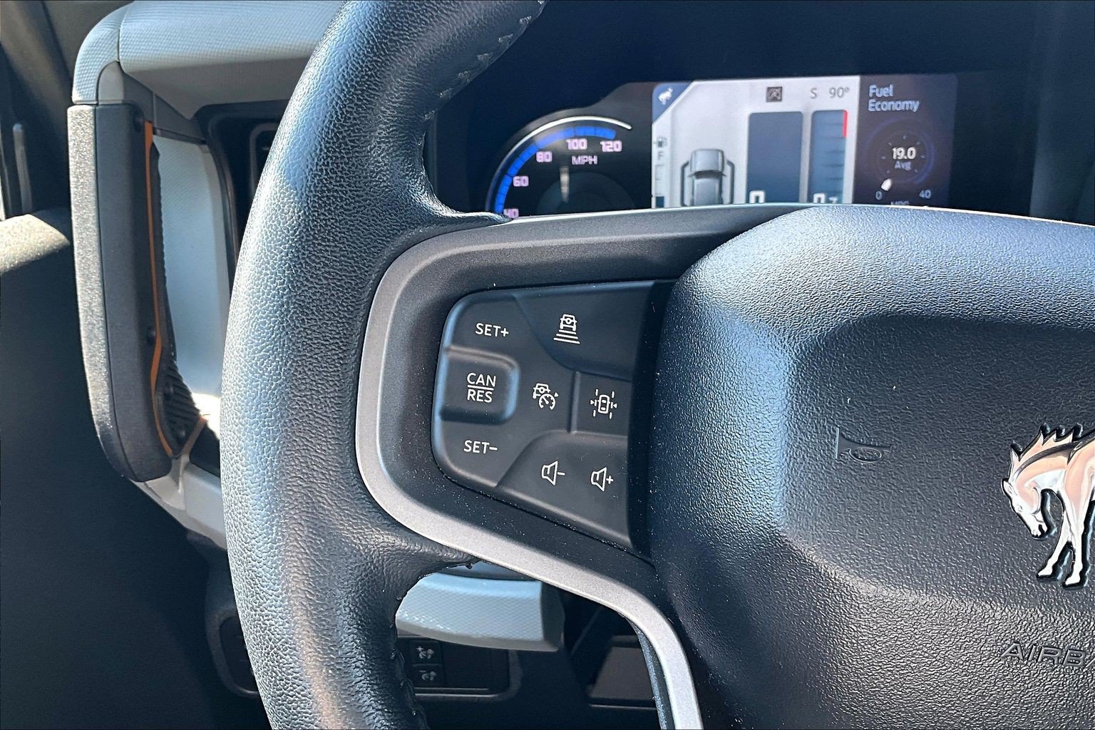 Certified 2022 Ford Bronco Badlands AWD/4WD image 18