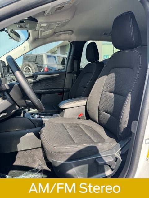 Certified 2025 Ford Escape Active AWD/4WD image 14