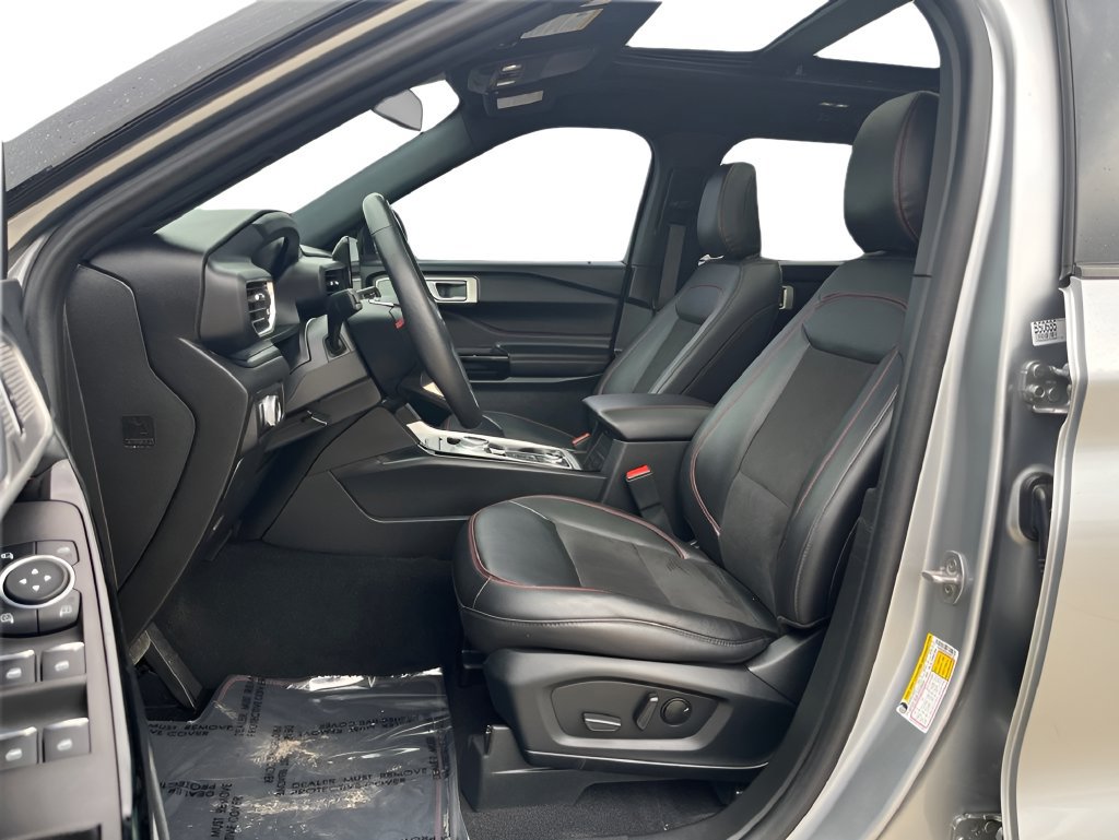 Certified 2023 Ford Explorer ST-Line w/ Class IV Trailer Tow Package AWD/4WD image 10